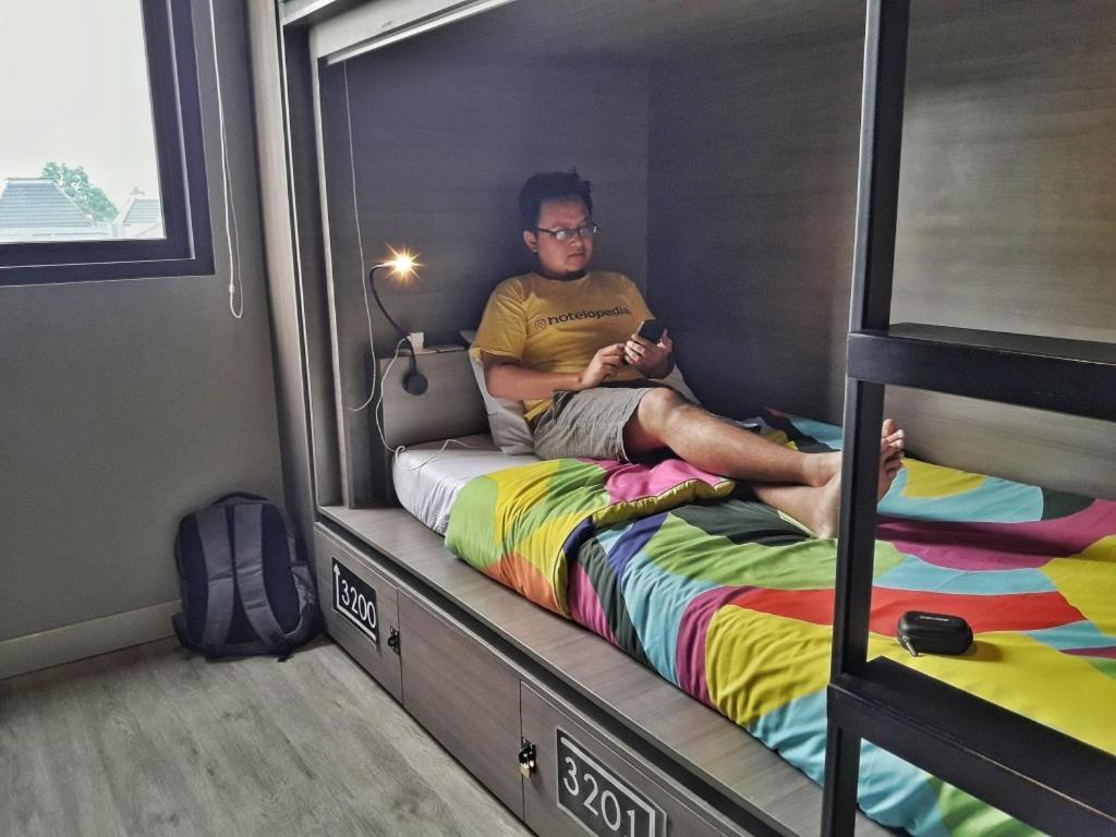 The Social House - Coliving & Hostel - Previously Known As Nomad Hostel Cakarta Dış mekan fotoğraf
